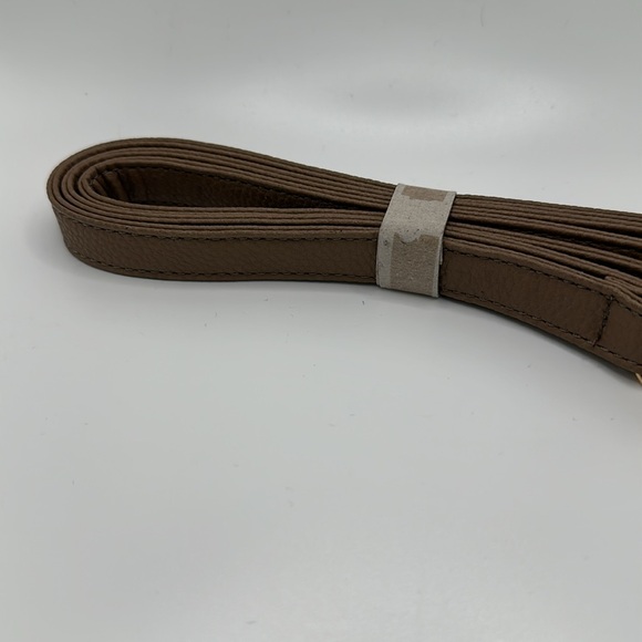 Replacement purse strap vegan leather with gold hardware new - Picture 2 of 4